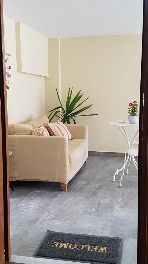 Fyllou Apartment 艾斯普罗瓦塔 外观 照片