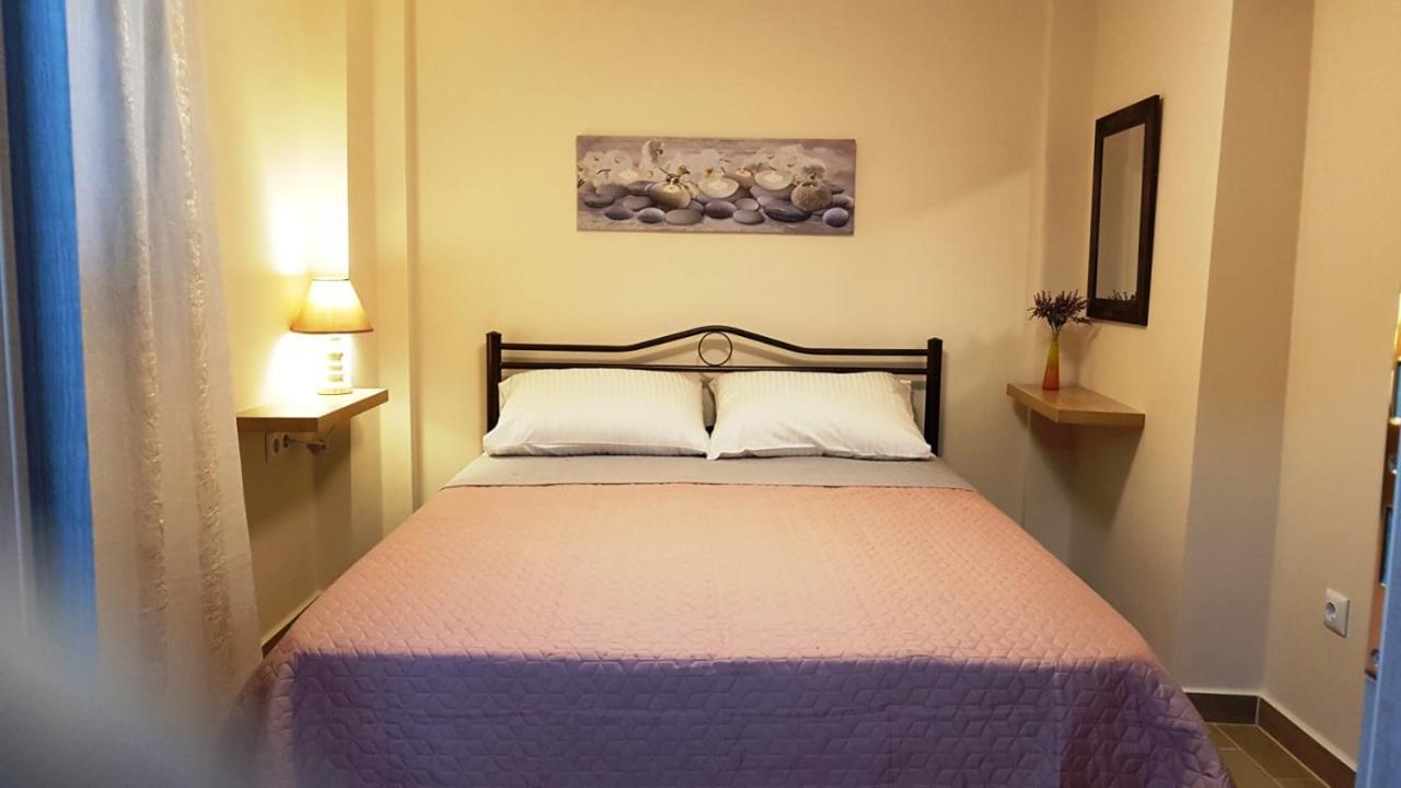 Fyllou Apartment 艾斯普罗瓦塔 外观 照片
