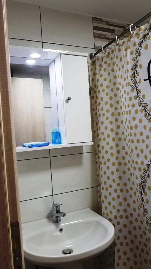Fyllou Apartment 艾斯普罗瓦塔 外观 照片